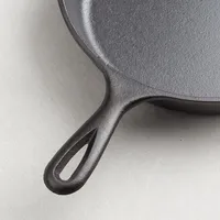 Lodge Logic Frypan with Helper Handle (Black)