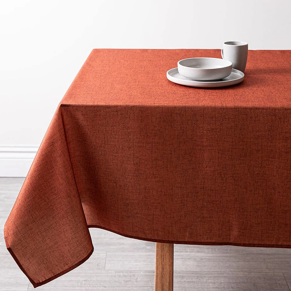 Easycare Printed 'Solid Textured' Polyester Tablecloth 58x78" (Org.)