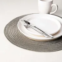 Harman Urban Two-Tone Woven Vinyl Placemat (Champagne)