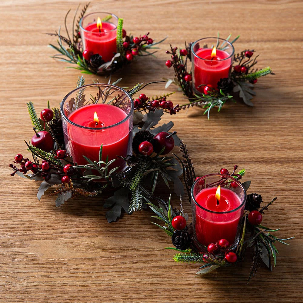 KSP Christmas Favour 'Garland' Unscented Candle 190g (Red)