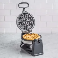 Chefman Rotating Waffle Maker (Black/Stainless Steel)