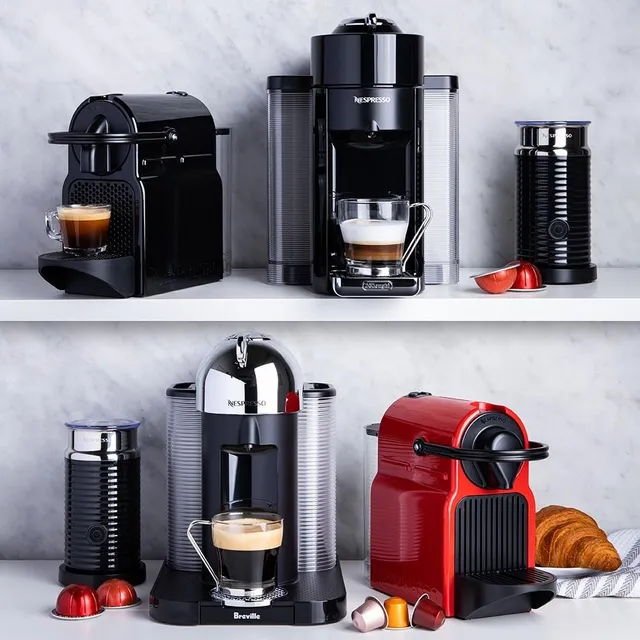 Machine à espresso Inissia de Nespresso® par De'Longhi a