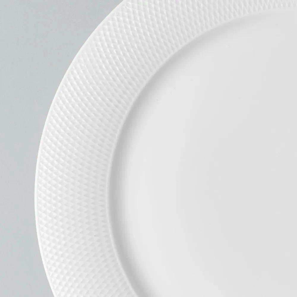 A La Carte 'Diamond' Porcelain Dinner Plate (White)
