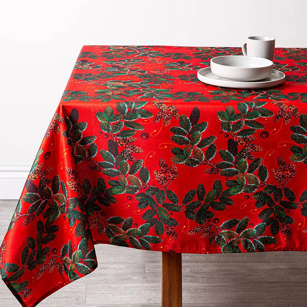 Easycare Christmas 'Tradition' Polyester Tablecloth 58x78" (Red/Green)