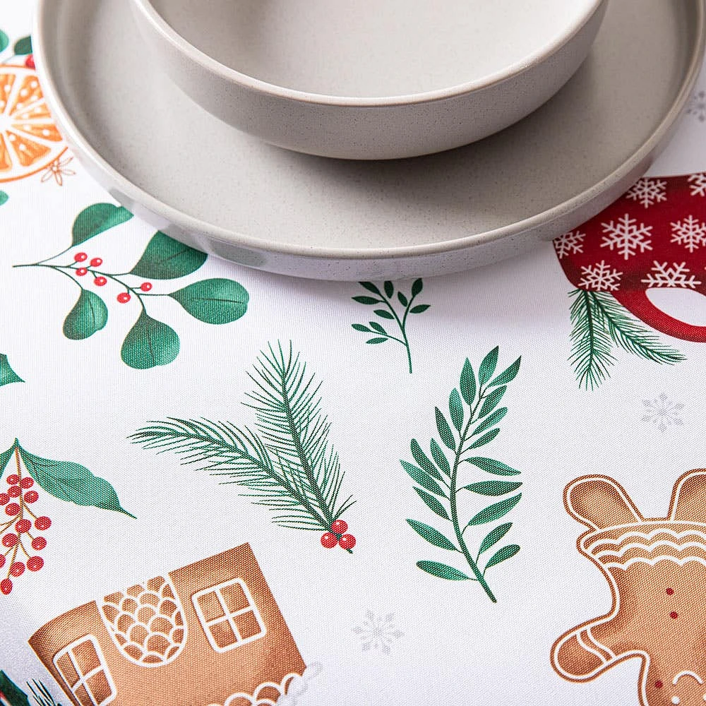 Easycare Christmas 'Warmth' Polyester Tablecloth 58x78" (Multi Colour)