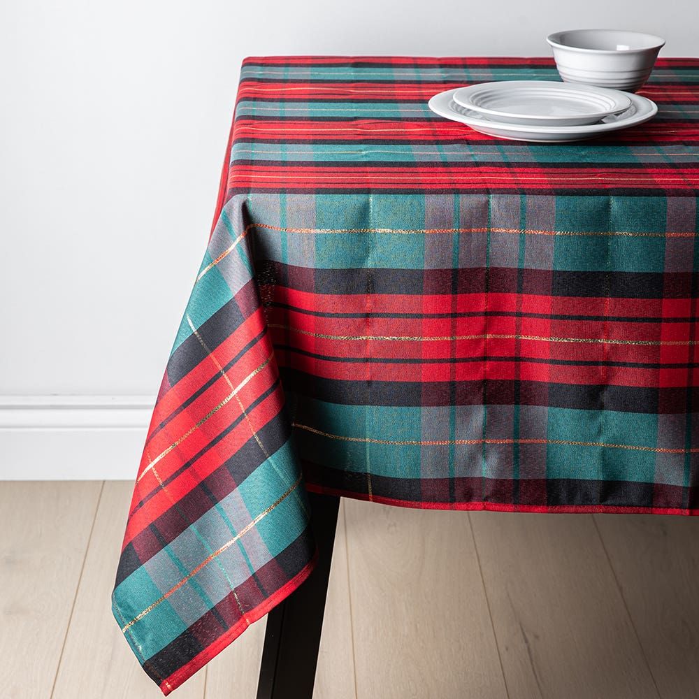 Harman Christmas Traditional Check Cotton-Poly Tablecloth (60" x 90")