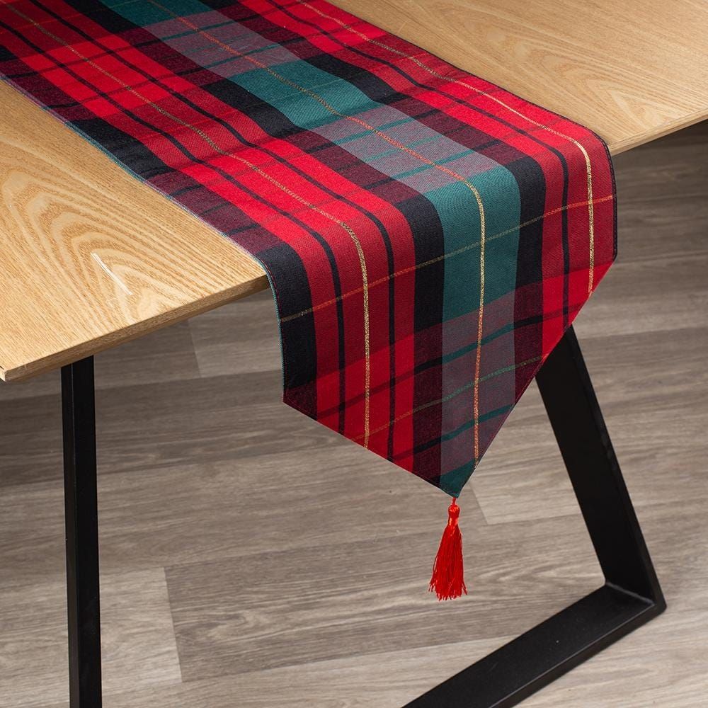 Harman Christmas Traditional Check Table Runner (Red/Green)