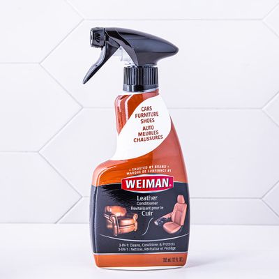 Weiman Good Housekeeping Leather Conditioner with Trigger