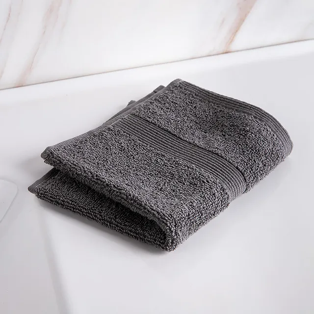 Kitchen Stuff Plus Inc. Moda At Home Allure Cotton Face Towel (Marble Grey)