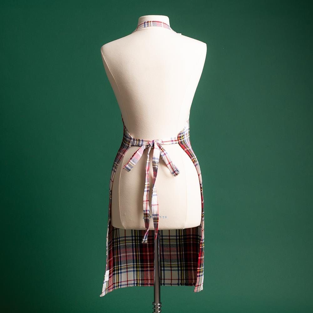 Harman Christmas 'Scottish Plaid' Cotton Apron (Red)