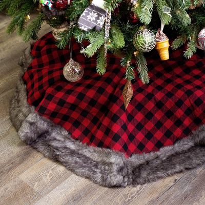 KSP Christmas Tree Skirt Buffalo Check with Fur (Red)