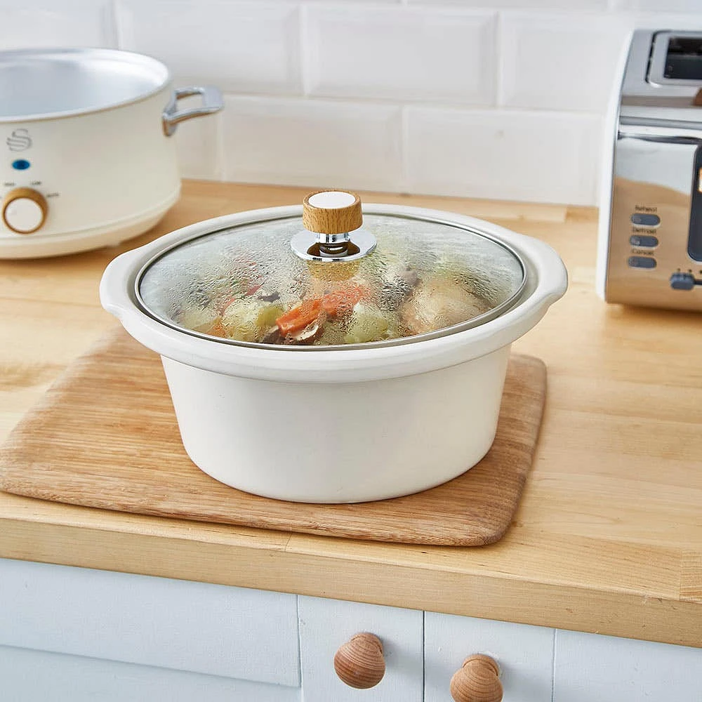 Swan Nordic Slow Cooker (Cream)