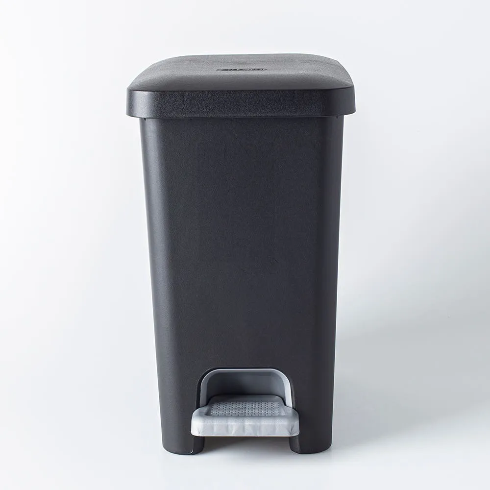 Sterilite Stepon Garbage Can (Black