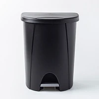 Sterilite Stepon Garbage Can 25 L (Black)
