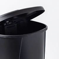 Sterilite Stepon Garbage Can 25 L (Black)