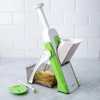 Starfrit Pump 'N' Slice Adjustable Food Cutter (White/Green)