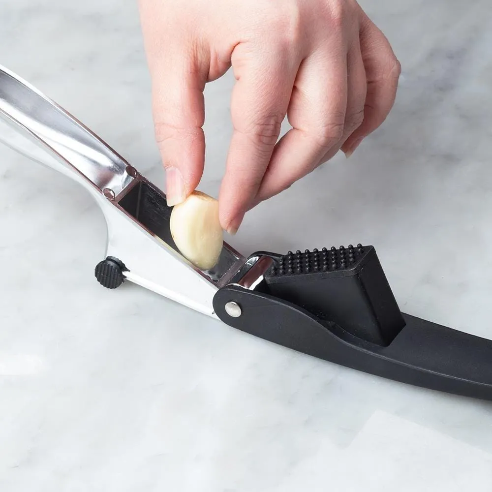 Starfrit Garlic Press with Scraper (Black/Chrome)