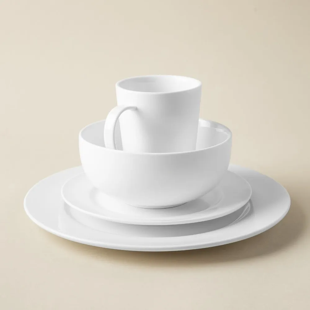 A La Carte 'Essentials' Porcelain Teacup with Saucer (White)
