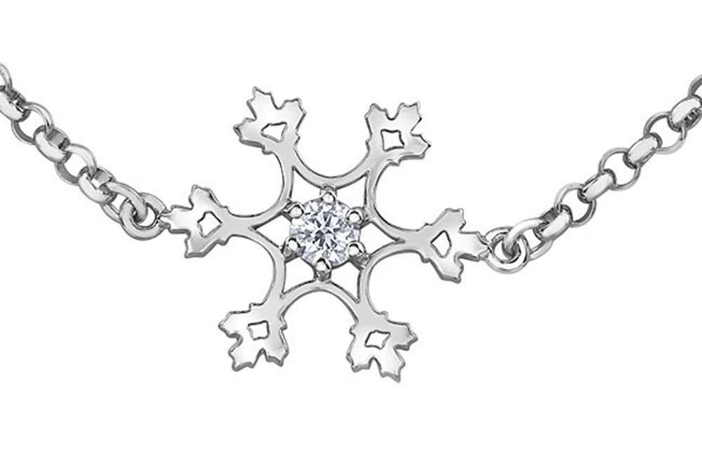 Maple Leaf Diamondsâ¢ Snowflake Bracelet