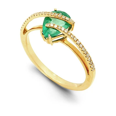 Yellow Gold Ring, set with Diamonds and Emerald