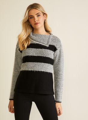 Laura Petites - Pull en tricot pelucheux à rayures pour femme taille petite Noir
