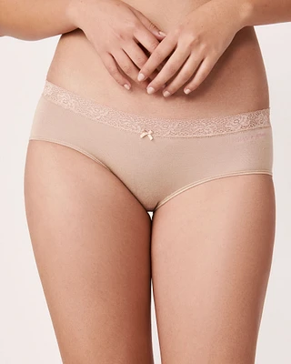 Culotte aux hanches