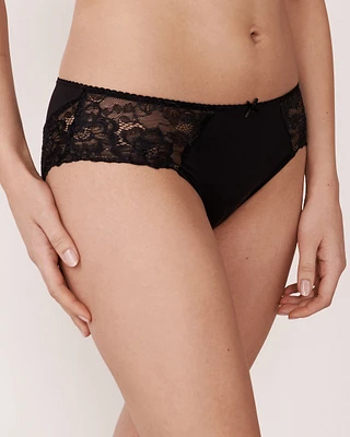 Culotte aux hanches microfibre et dentelle