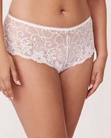 Culotte aux hanches dentelle