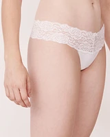 Culotte tanga microfibre et large bande de dentelle