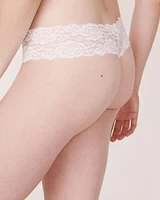 Culotte tanga microfibre et large bande de dentelle