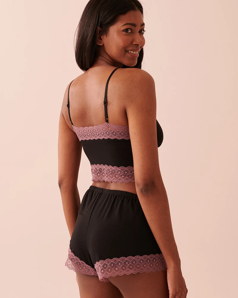 Cami courte modal et bordure en dentelle