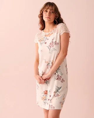 Chemise de nuit ultra douce mancherons et encolure en dentelle
