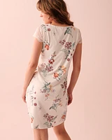 Chemise de nuit ultra douce mancherons et encolure en dentelle
