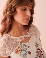 Chemise de nuit ultra douce mancherons et encolure en dentelle