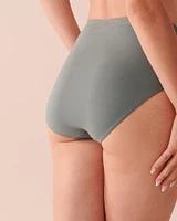 Culotte bikini taille haute ultra douce détails de dentelle