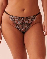 Culotte string ajustable résille brodée