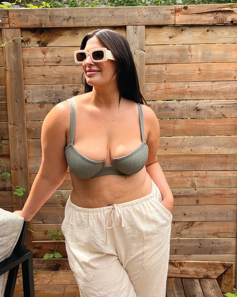 TEXTURED Balconette Bikini Top