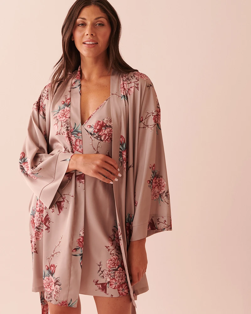 Kimono en satin longueur maxi