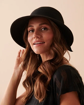 Vintage Cloche Hat with Scarf