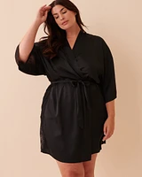 Kimono en satin et dentelle