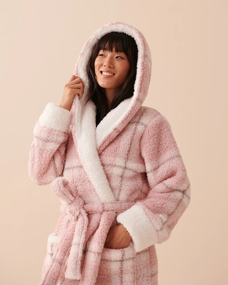 Robe de chambre à carreaux en sherpa