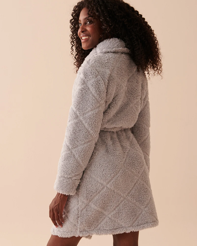 Robe de chambre à effet matelassé en peluche douce