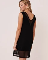 Robe sans manches insertion de résille en fibres recyclées