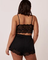 Camisole courte détail de dentelle