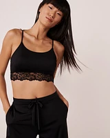 Camisole courte détail de dentelle