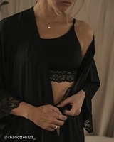 Camisole courte détail de dentelle