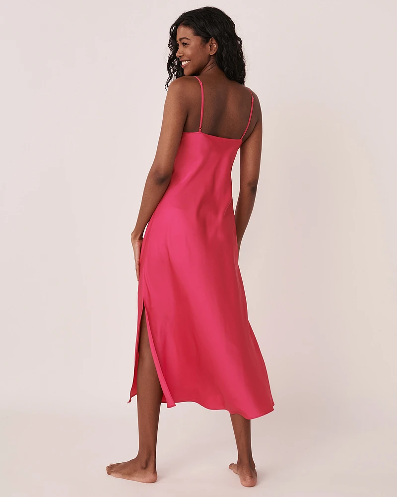 Nuisette mi-longue en satin