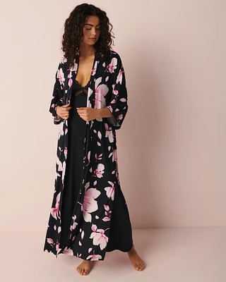Long kimono fleuri en fibres recyclées