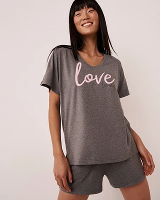 Super Soft V-neck T-shirt