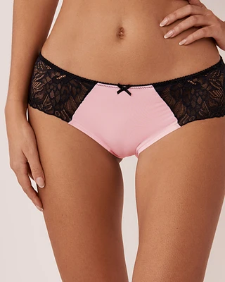 Culotte aux hanches microfibre et dentelle